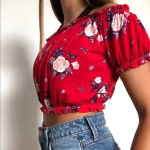 H&M Red Floral Crop-Top